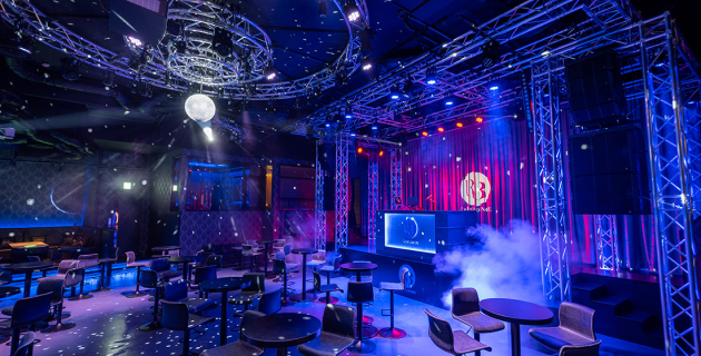 R3 Club Lounge images
