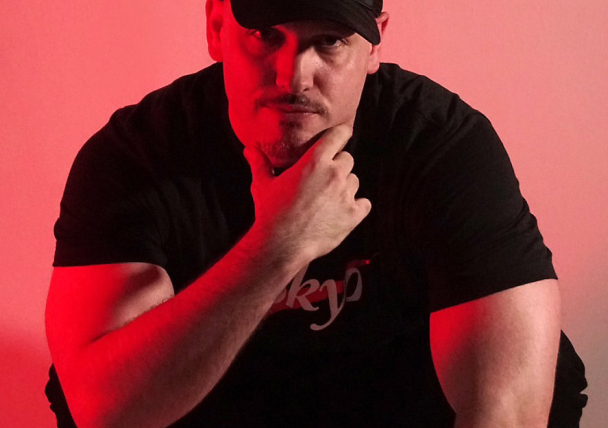 DJ HEAT (HOTTAVYBZ SOUND)